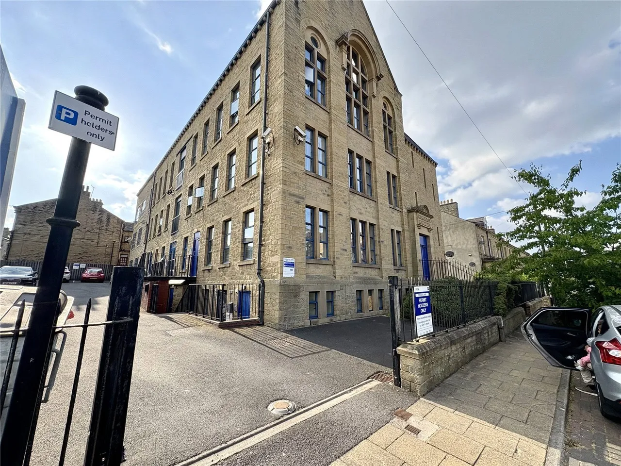 1 bed flat for sale — Water Street, Huddersfield, West Yorkshire, HD1