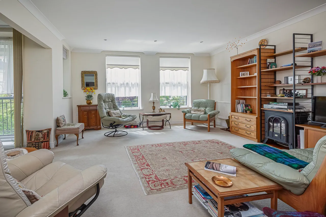 Norfolk Heights, Church Road, Tunbridge Wells, Kent, TN1 1JB, photo 2