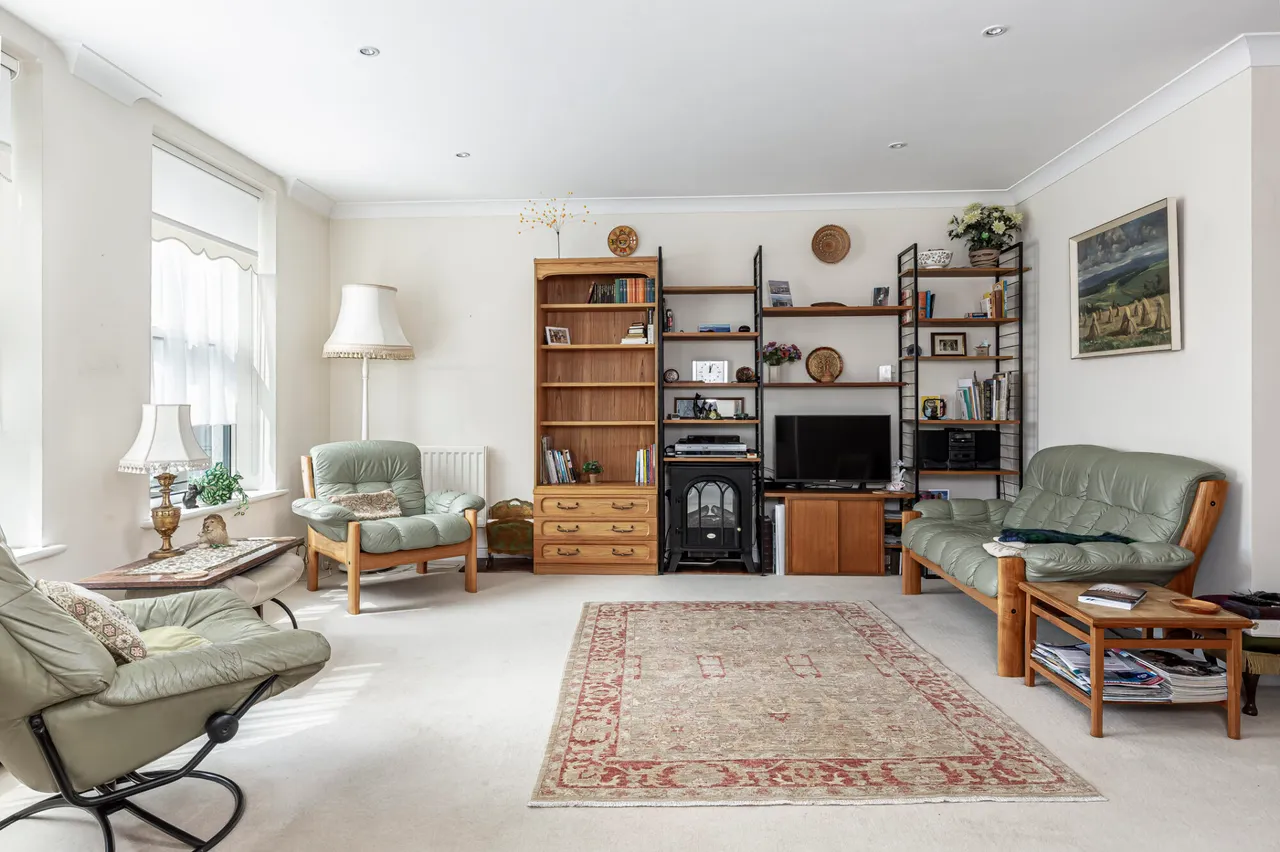 Norfolk Heights, Church Road, Tunbridge Wells, Kent, TN1 1JB, photo 3