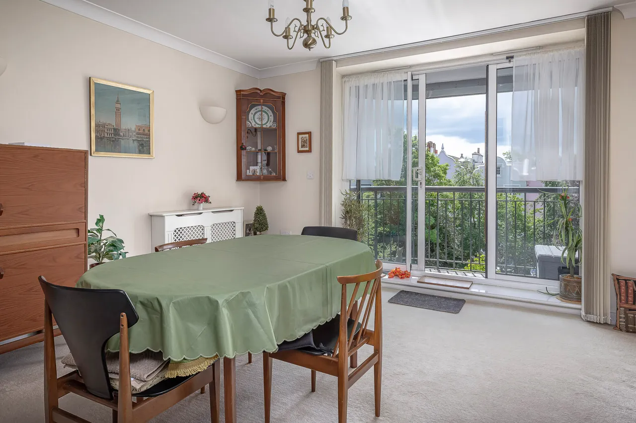 Norfolk Heights, Church Road, Tunbridge Wells, Kent, TN1 1JB, photo 4