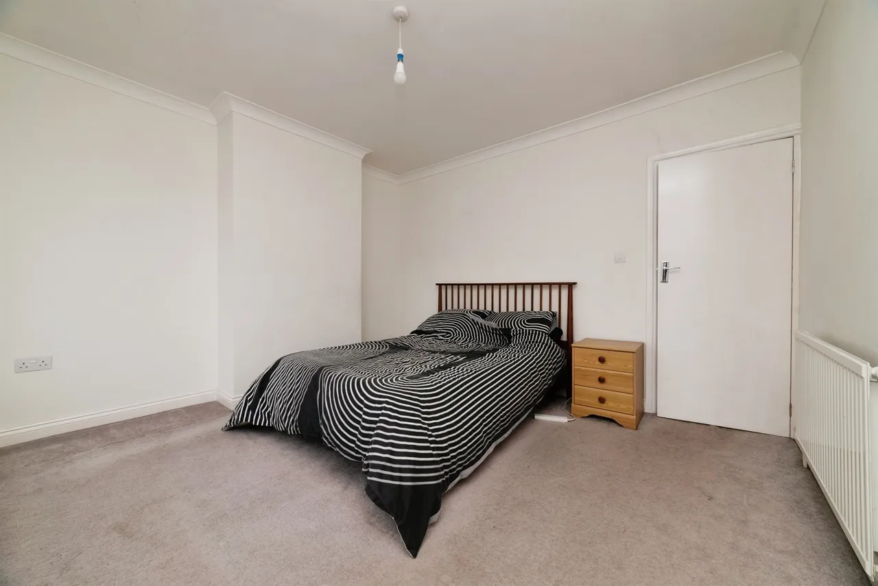 Bedford Road, Hessle, photo 10
