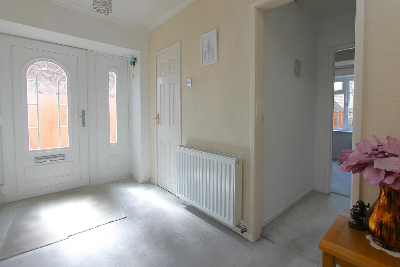 Chichester Avenue, Kidderminster, photo 2