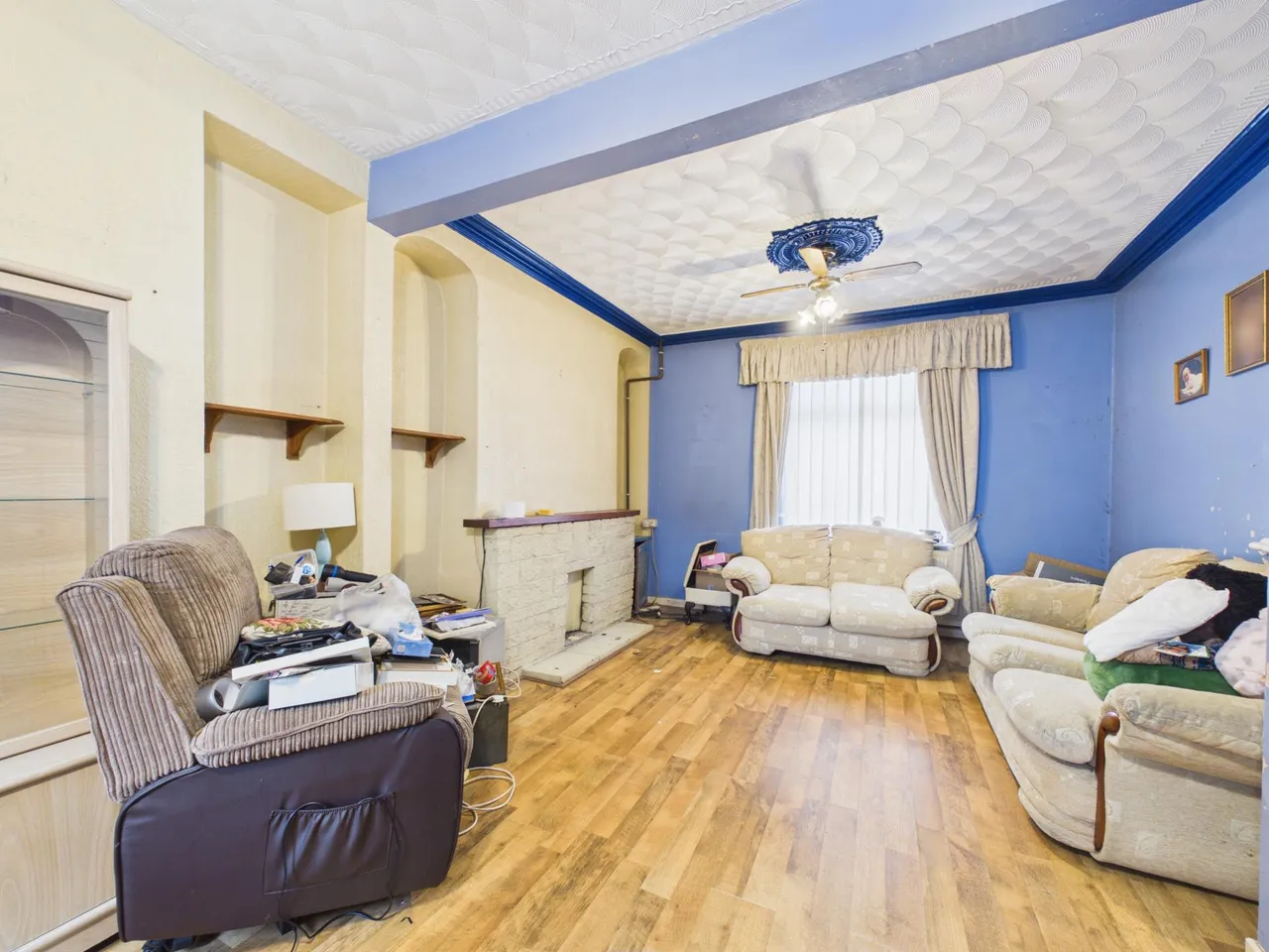 Commercial Street, Caerphilly, CF83, photo 7