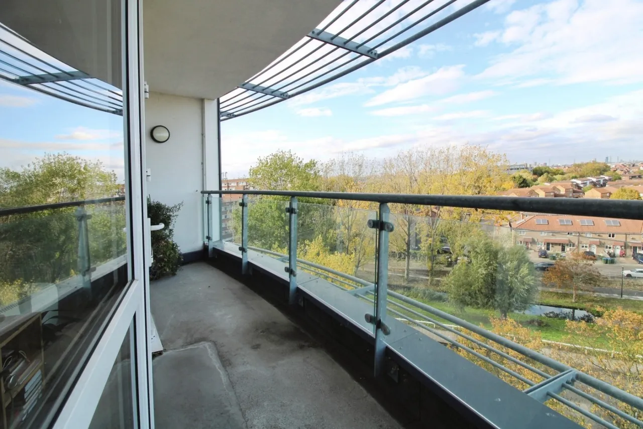 Poplar Place, SE28, photo 15