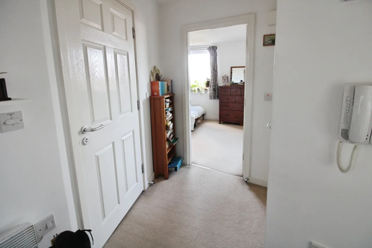 Poplar Place, SE28, photo 16