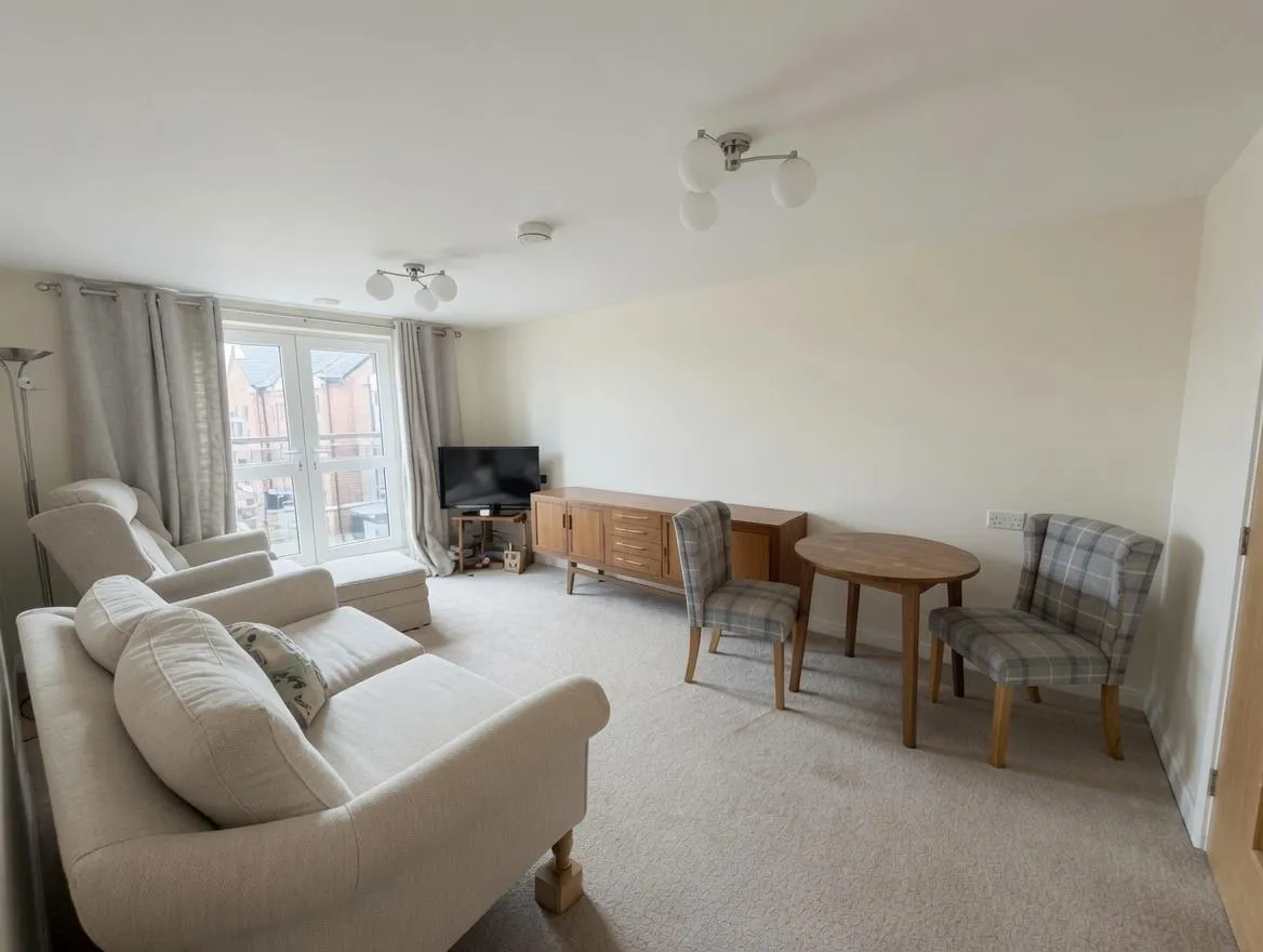 Coare Street, Macclesfield, SK10, photo 3