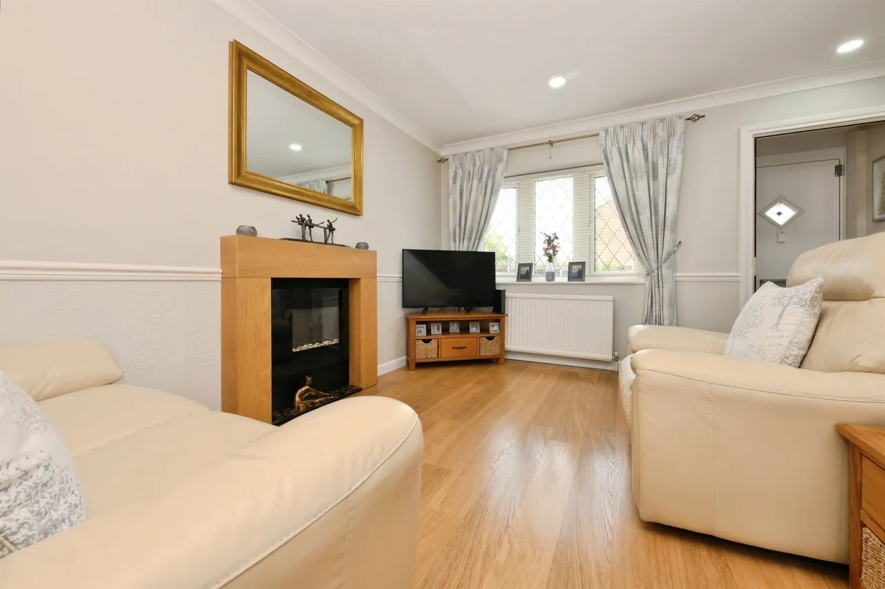 The Canadas, Broxbourne, EN10, photo 2