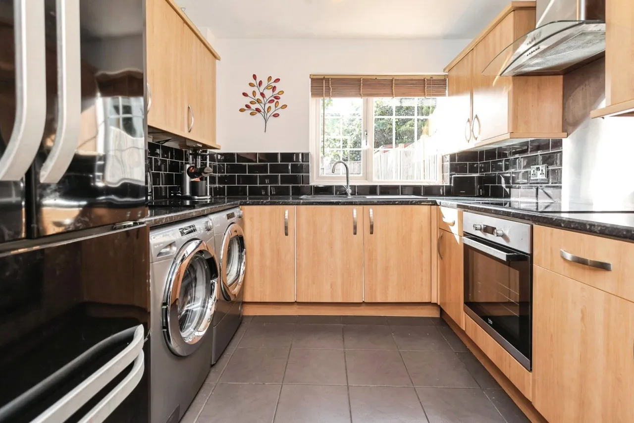 Magnet Walk, Erdington, B23, photo 5