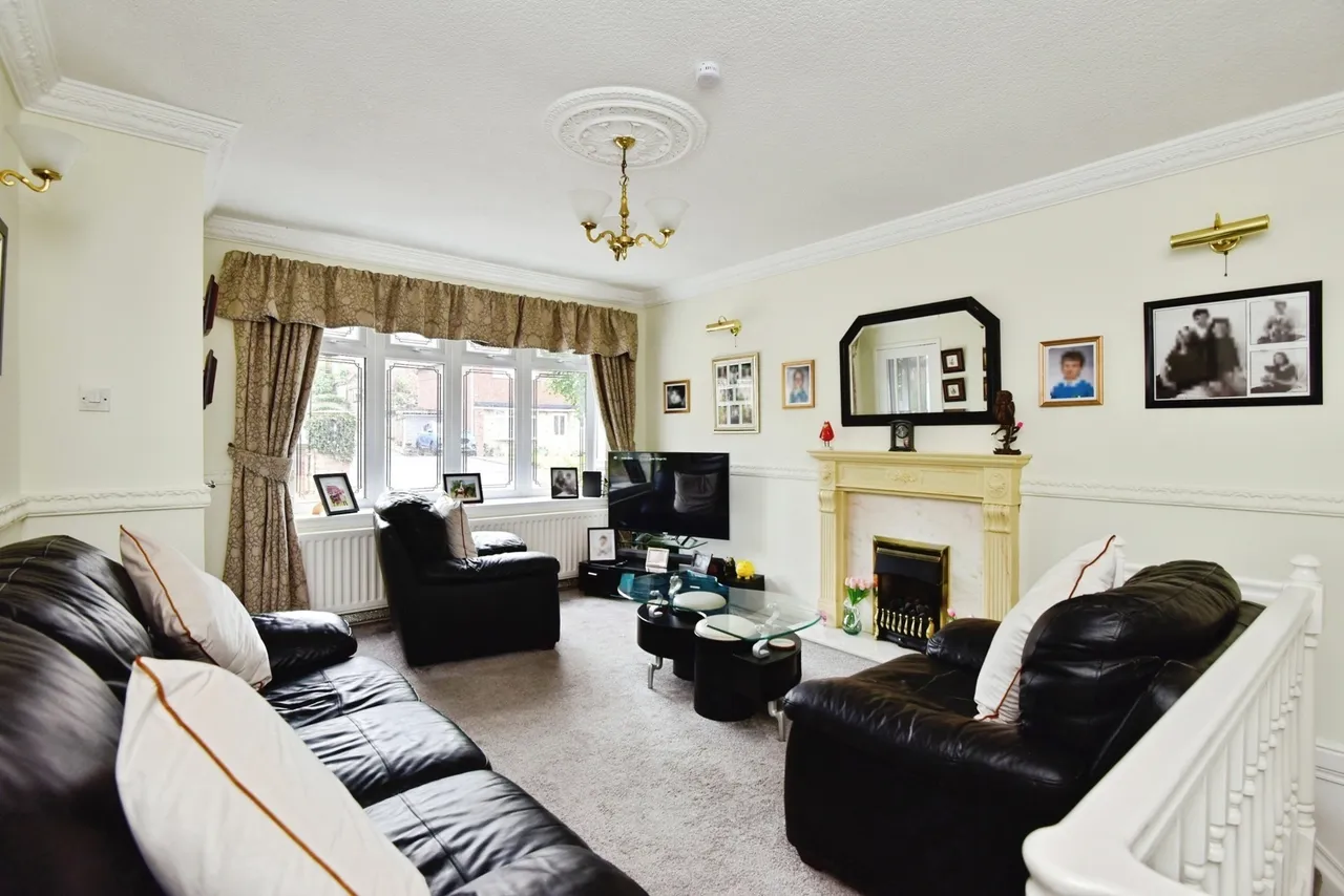 Delamere Grove, Newcastle, Staffordshire, ST5, photo 2