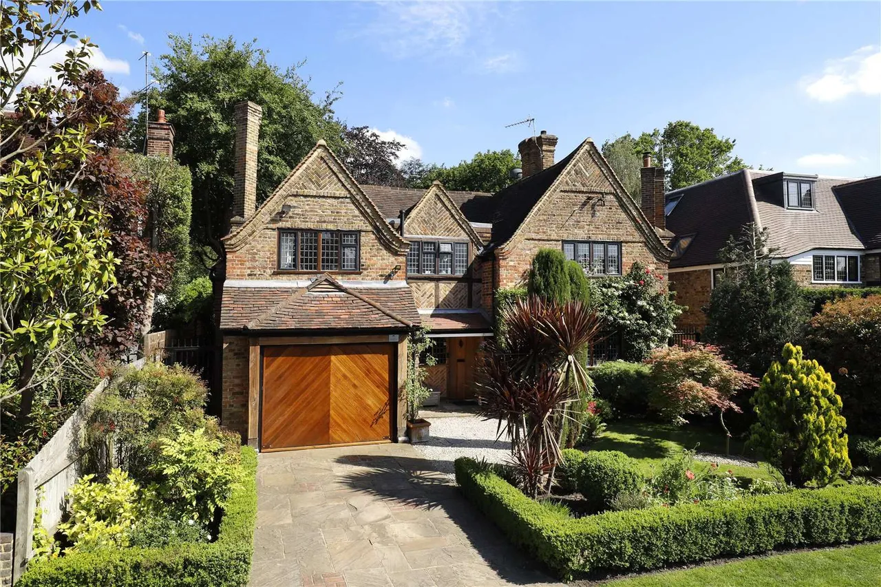 Drax Avenue, Wimbledon, London, SW20 0EZ, photo 4