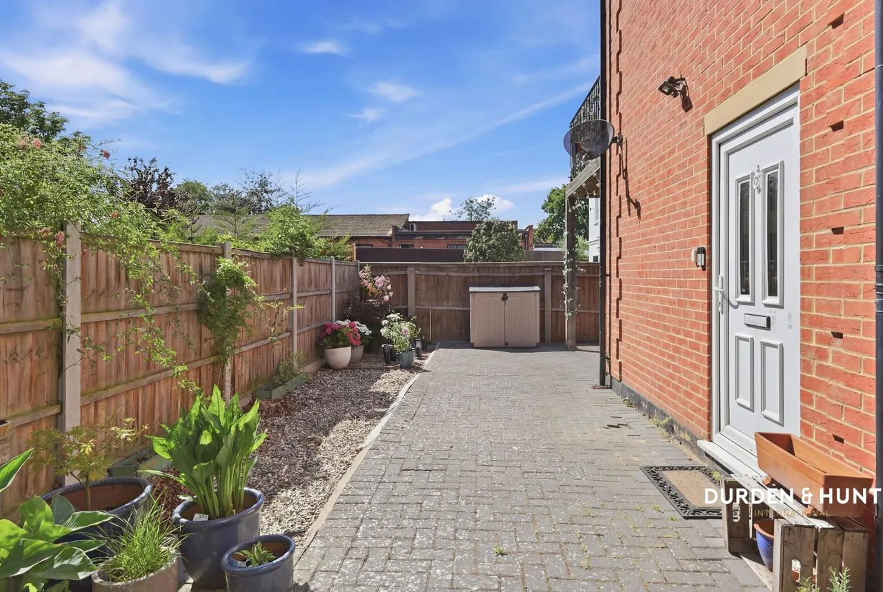 Southend Road, Hockley, SS5, photo 12