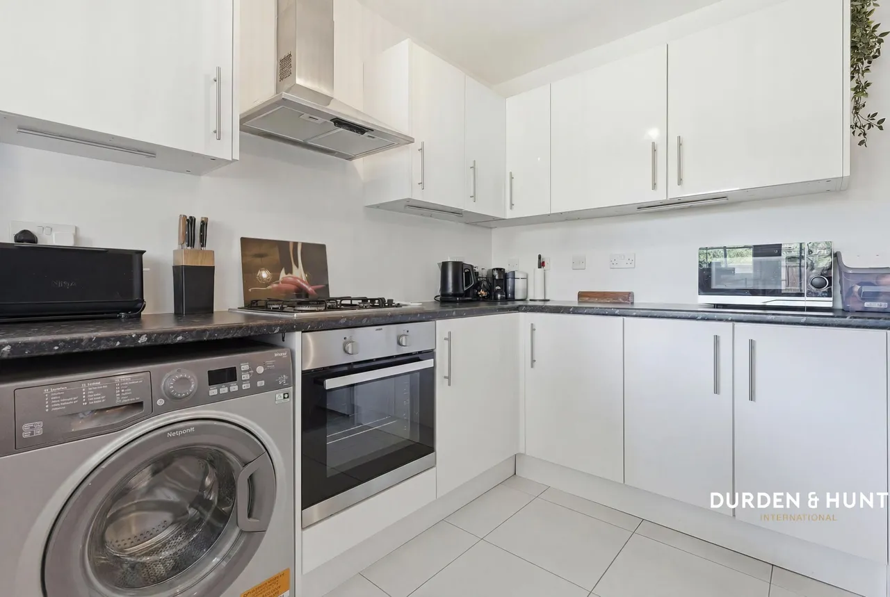 Southend Road, Hockley, SS5, photo 6