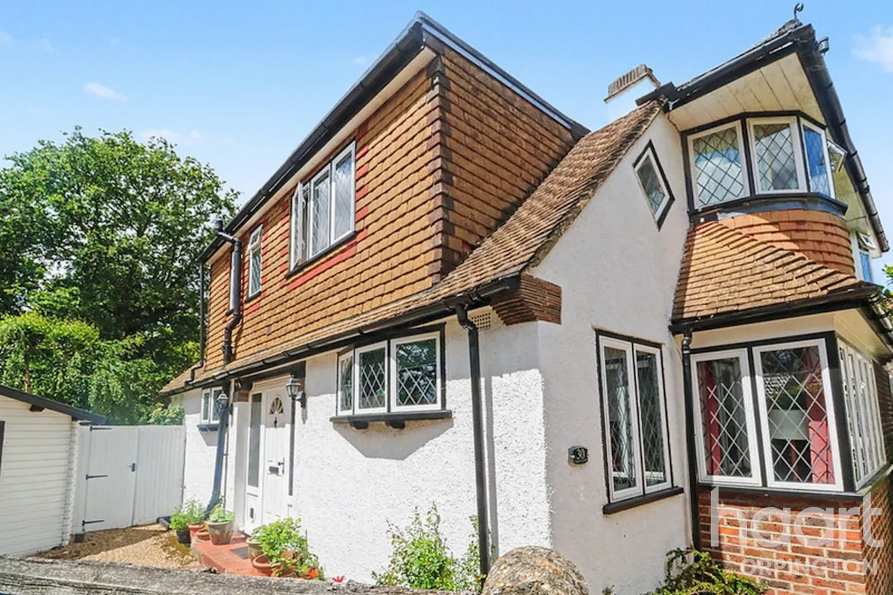 4 bed house for sale, Oaklands Close, Orpington, BR5