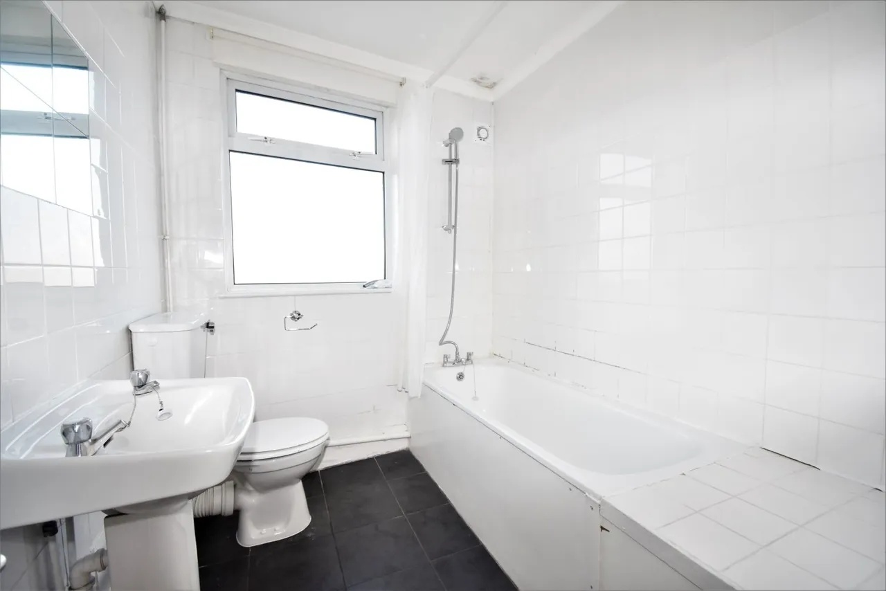 Eltham High Street, London, SE9, photo 6
