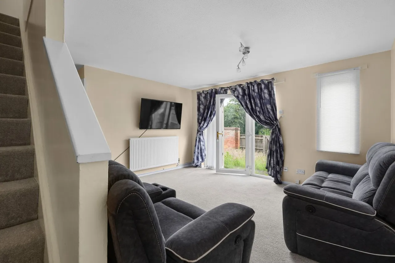 High Street, Two Mile Ash, Milton Keynes, MK8 8HA, photo 3