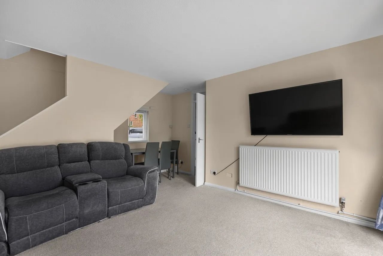 High Street, Two Mile Ash, Milton Keynes, MK8 8HA, photo 4