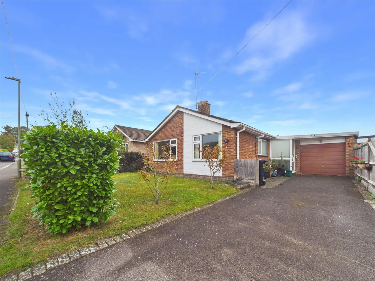 3 bed house for sale, Rectory Meadow, Chinnor, OX39