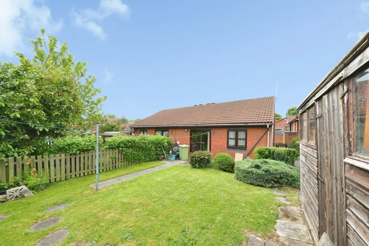 Rockley Way, Shirebrook, Mansfield, Derbyshire, NG20, photo 13