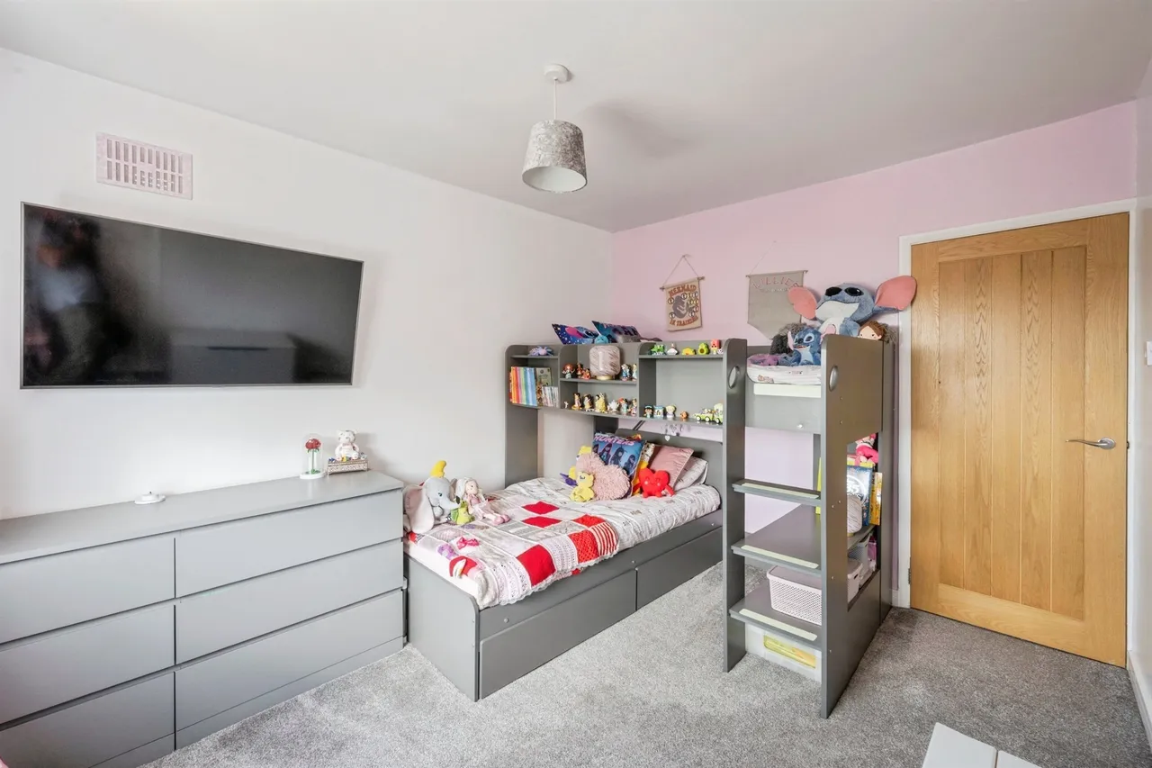 Almond Close, Maltby, Rotherham, photo 10