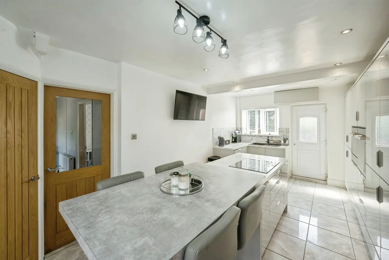 Almond Close, Maltby, Rotherham, photo 6