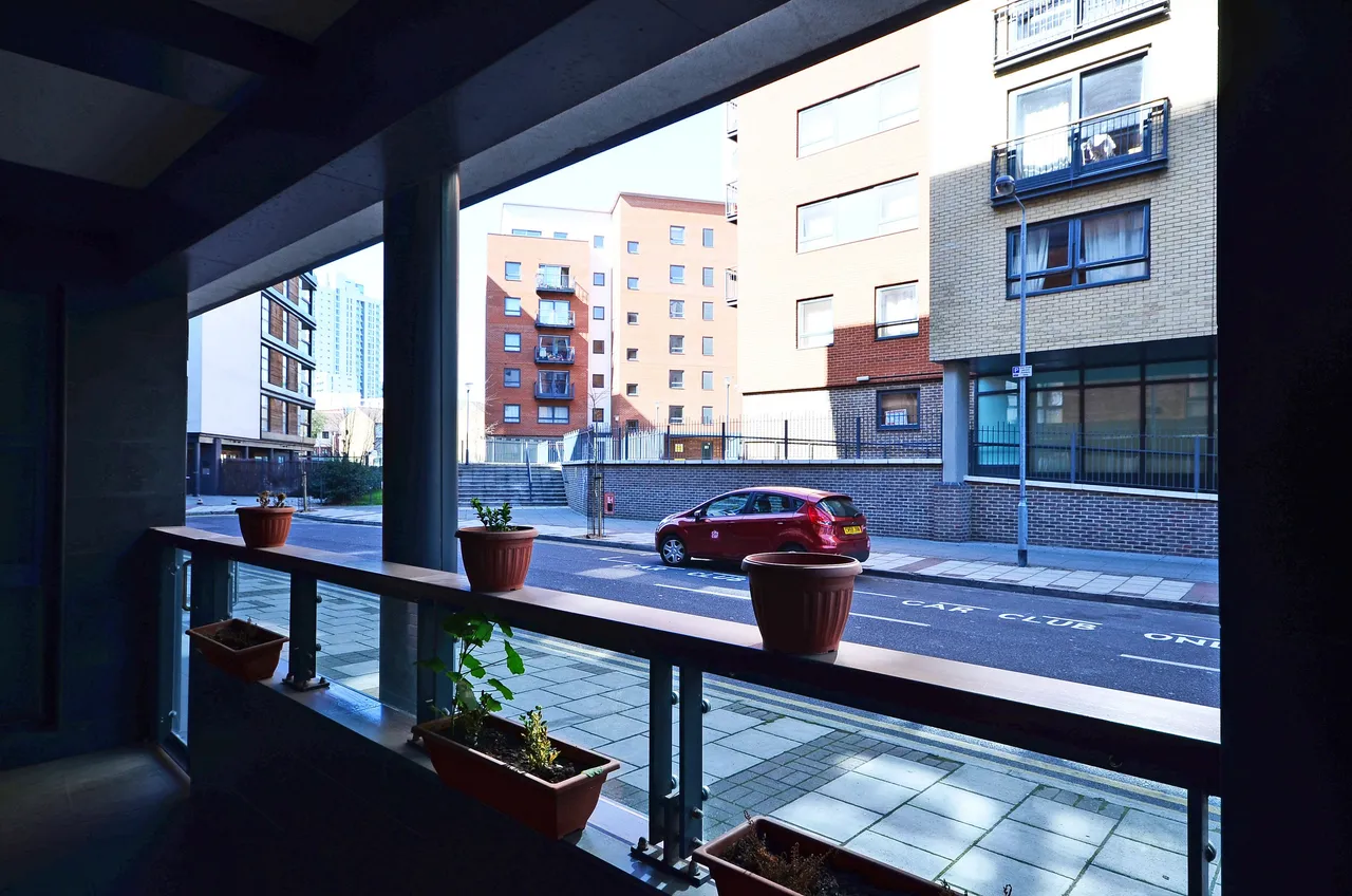London, E15, photo 14