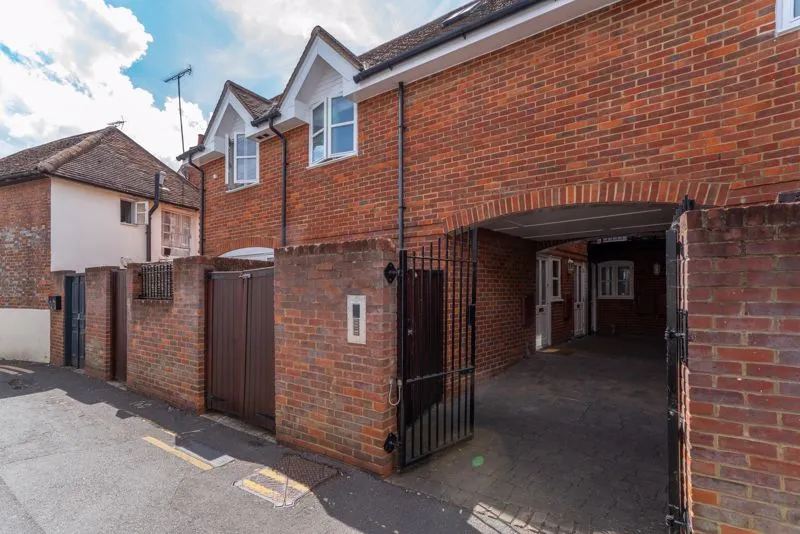 Crown Lane, Marlow SL7 3HL, photo 10