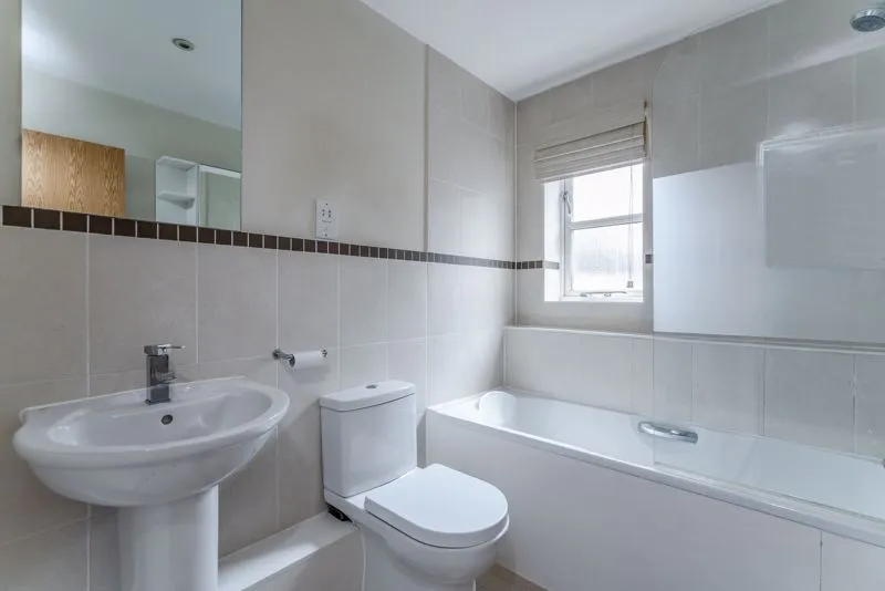 Crown Lane, Marlow SL7 3HL, photo 6