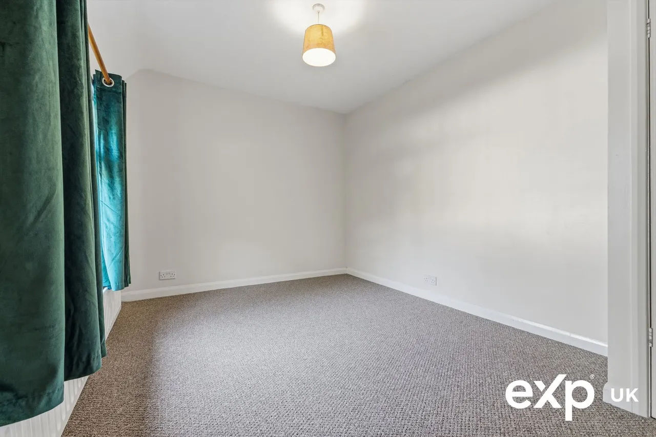 Hutt Farm Court, Ravenshead, photo 16