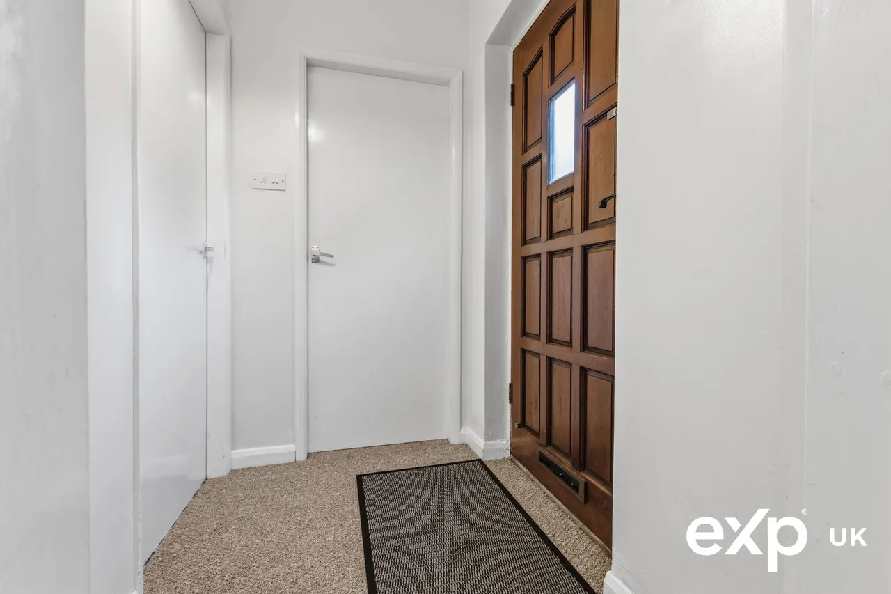Hutt Farm Court, Ravenshead, photo 4