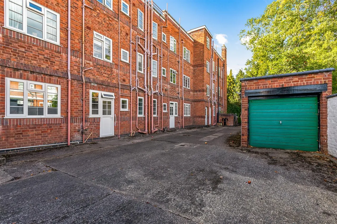 Knighton Park Road, Stoneygate, LE2, photo 17