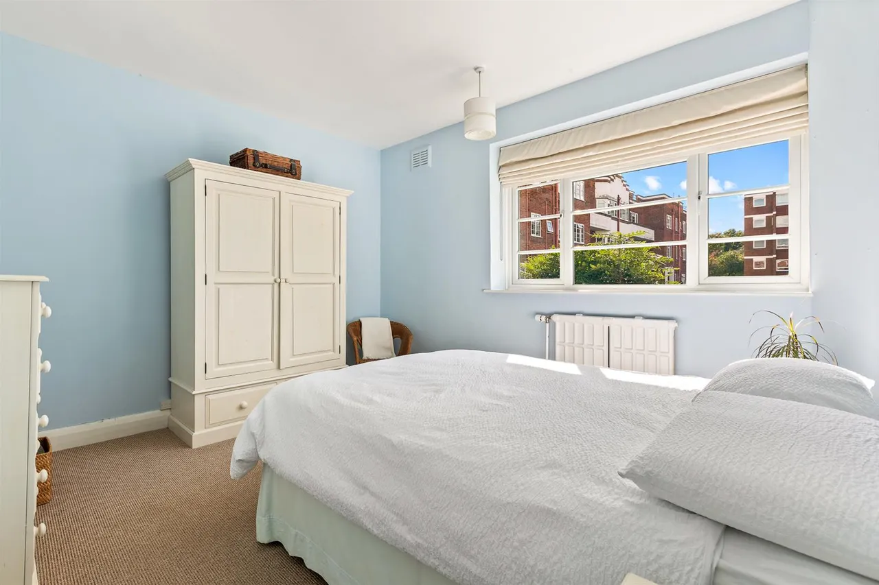 Knighton Park Road, Stoneygate, LE2, photo 4