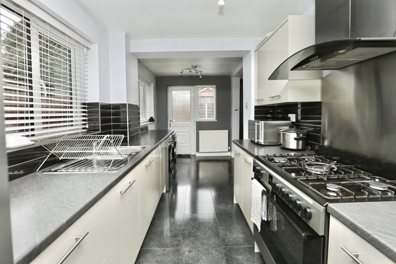 Helston Avenue, Liverpool, photo 7