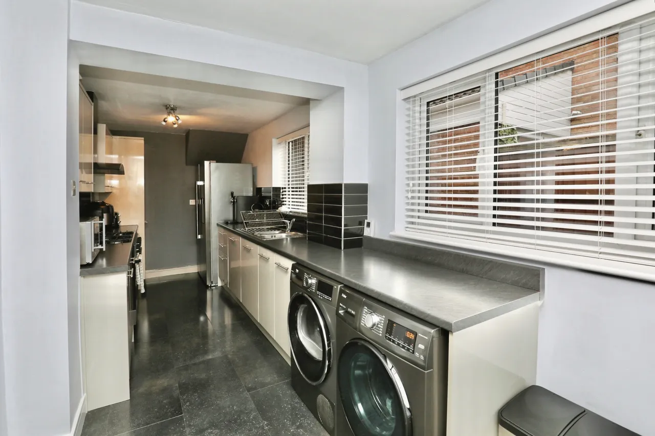 Helston Avenue, Liverpool, photo 3