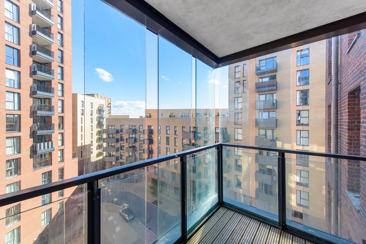 47 Goshawk Court, 5 Shearwater Drive, London, photo 8