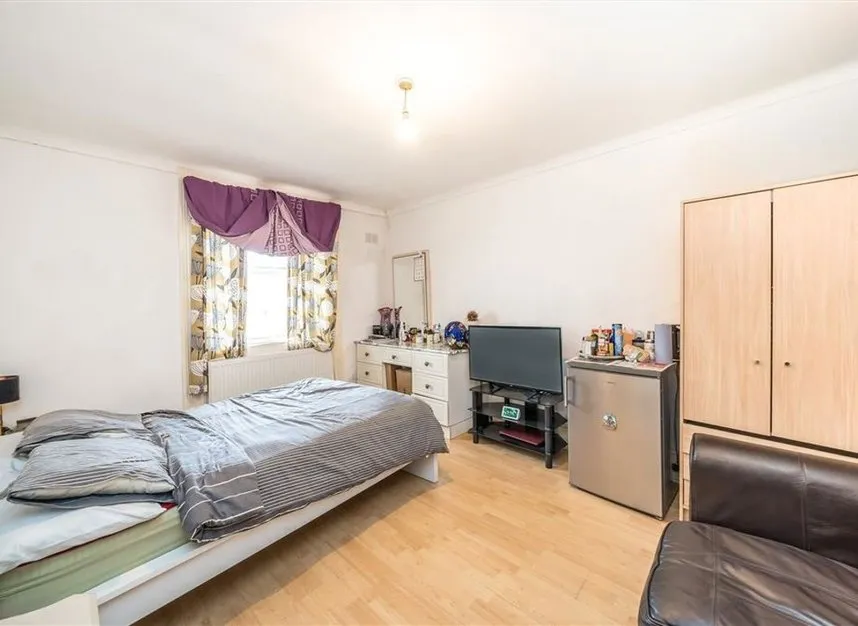 Burnt Ash Hill, Lee, SE12, photo 11