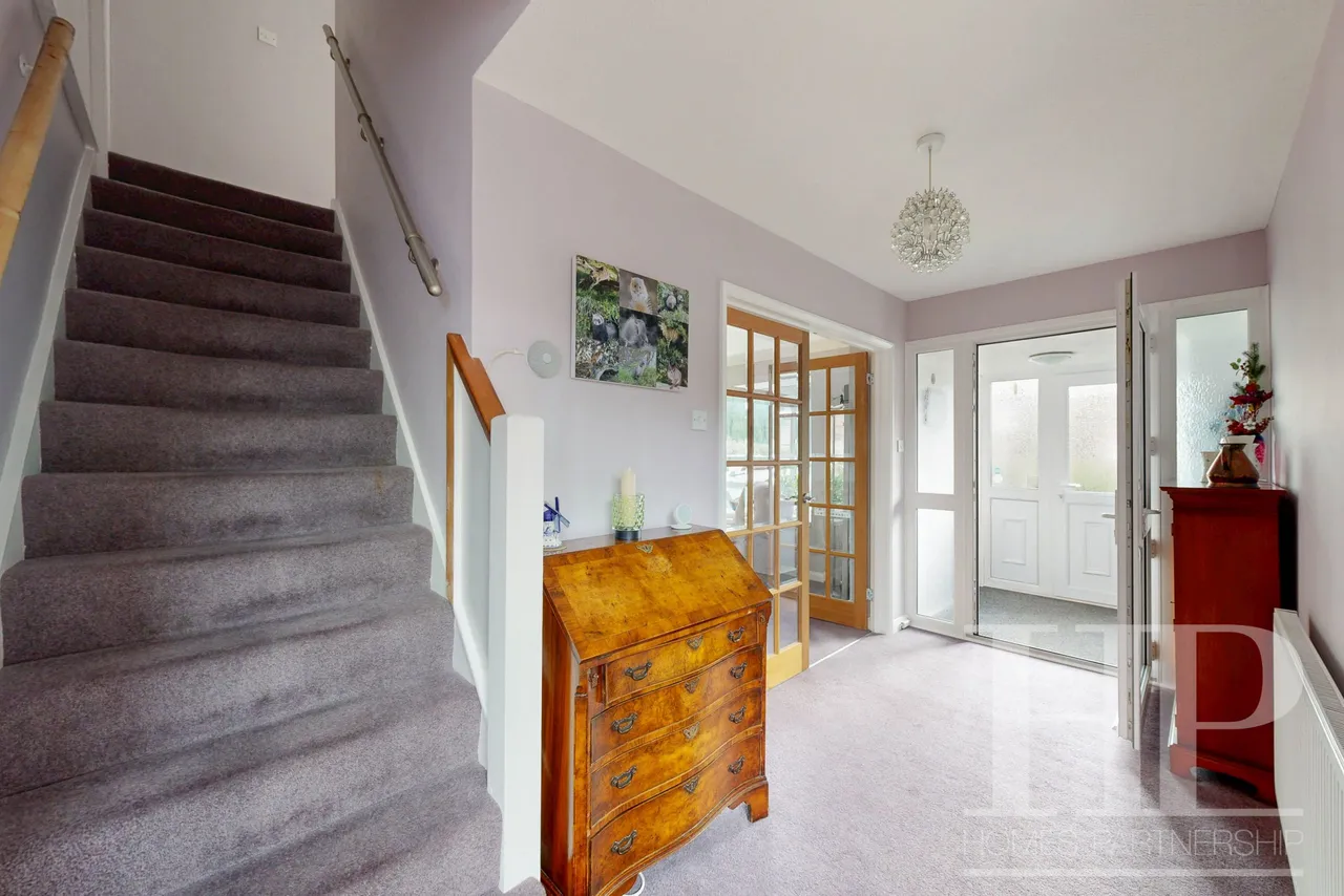 Eastwood, Crawley, RH10, photo 15