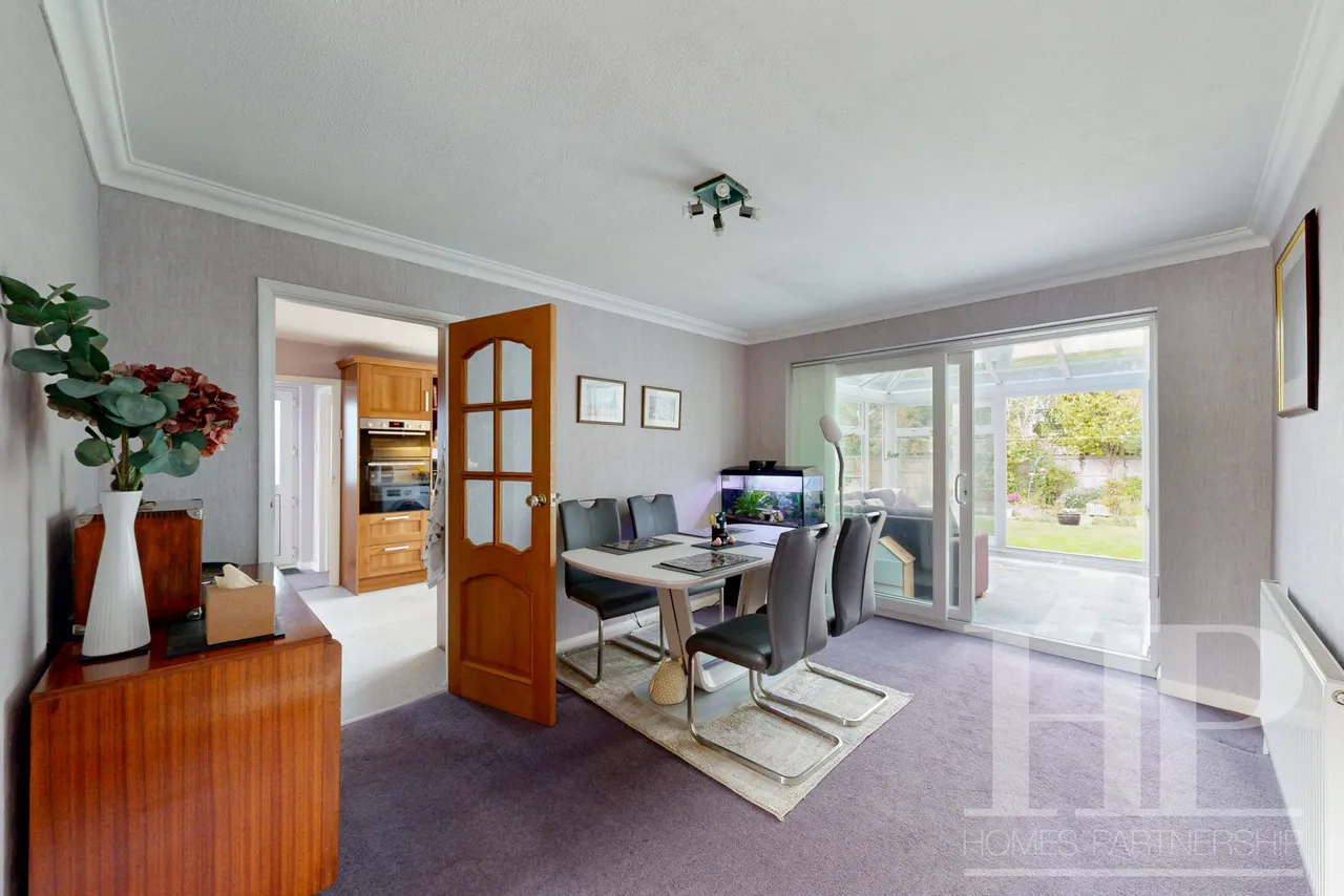 Eastwood, Crawley, RH10, photo 14