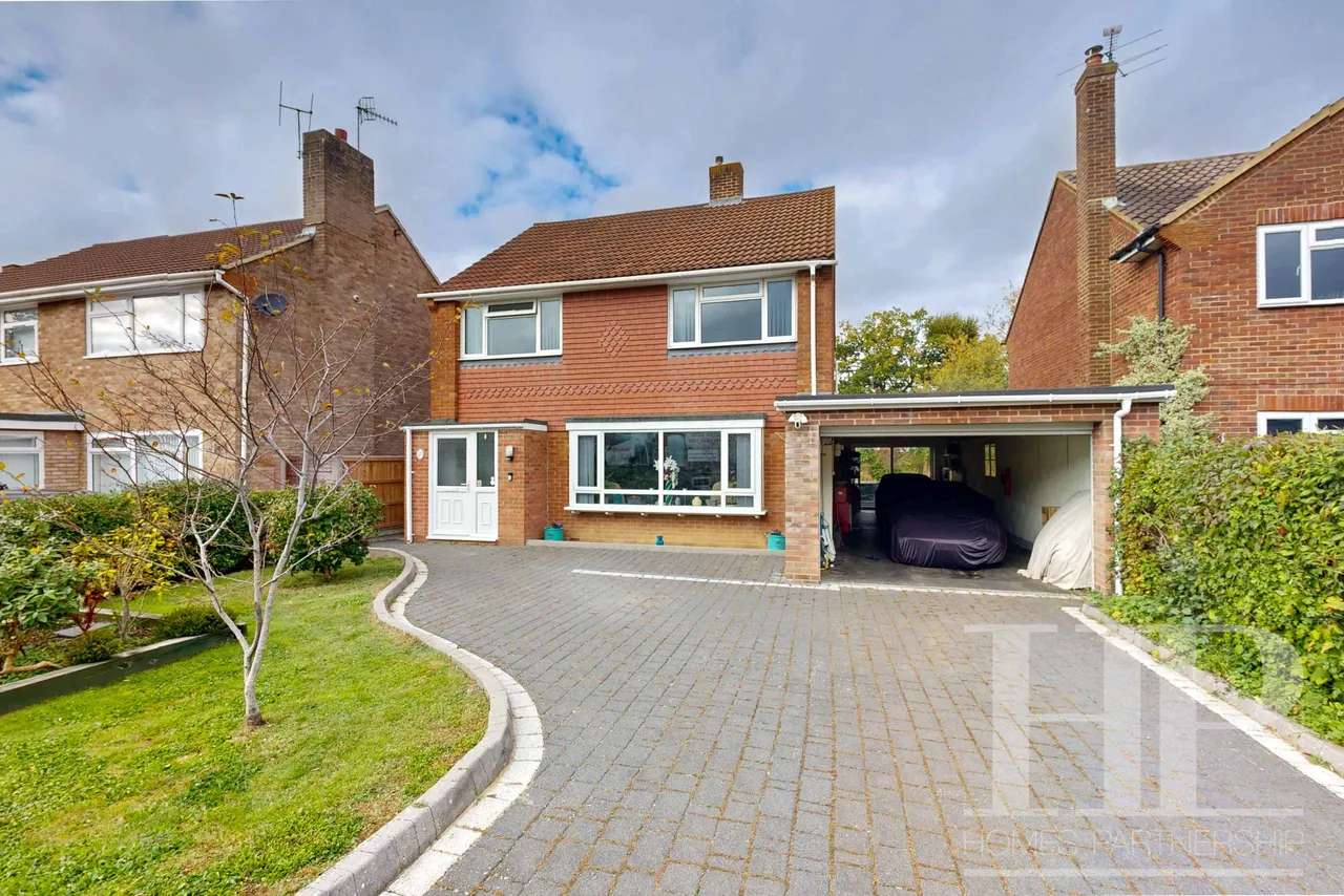 Eastwood, Crawley, RH10, photo 29