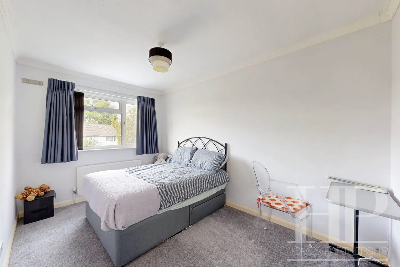 Eastwood, Crawley, RH10, photo 19