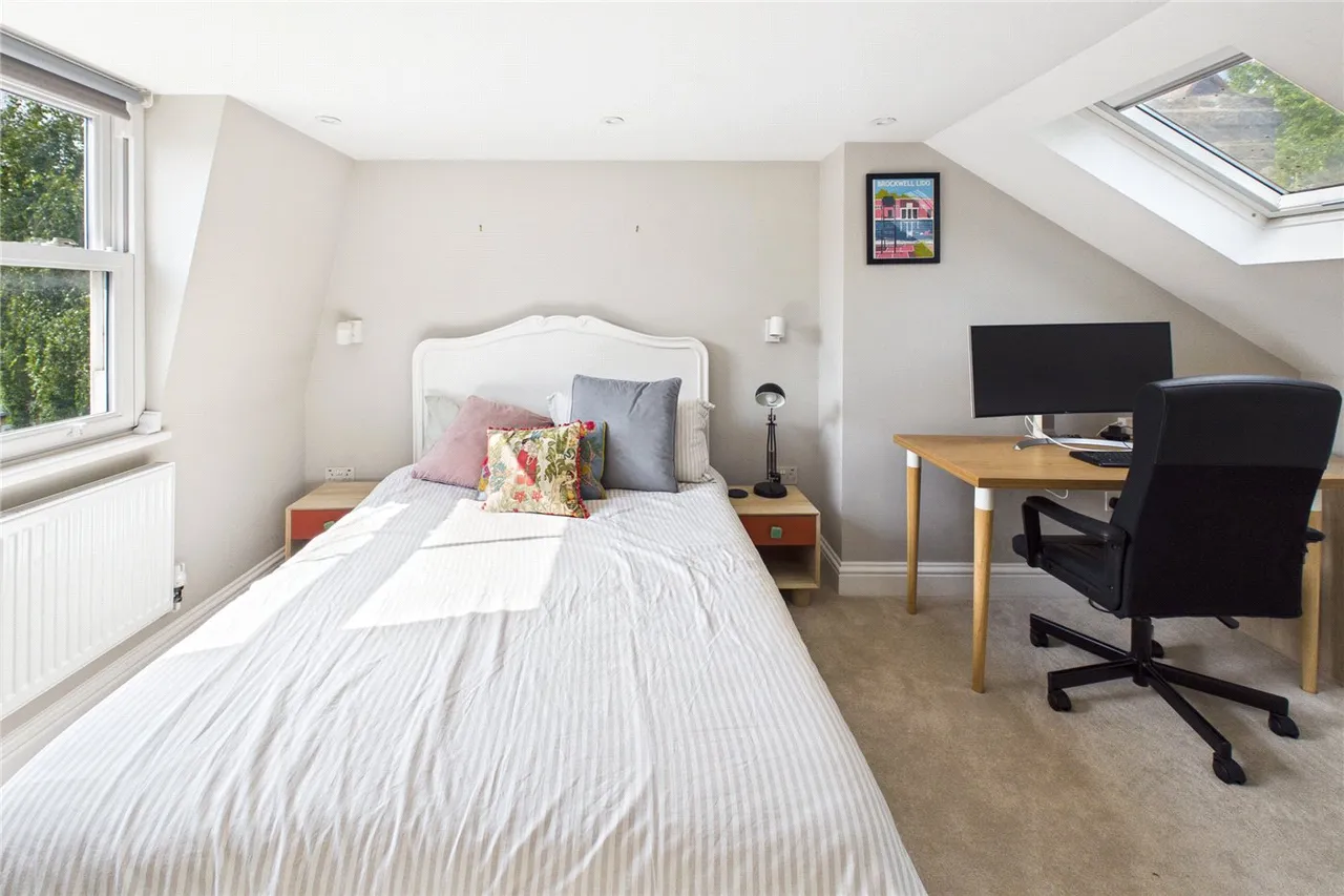 Hurst Street, London, SE24, photo 3