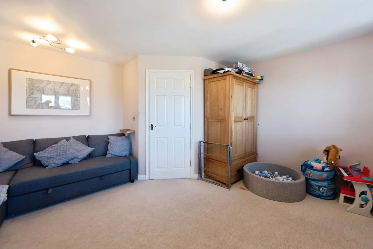 Seafire Road, Lee-on-the-Solent, PO13, photo 17