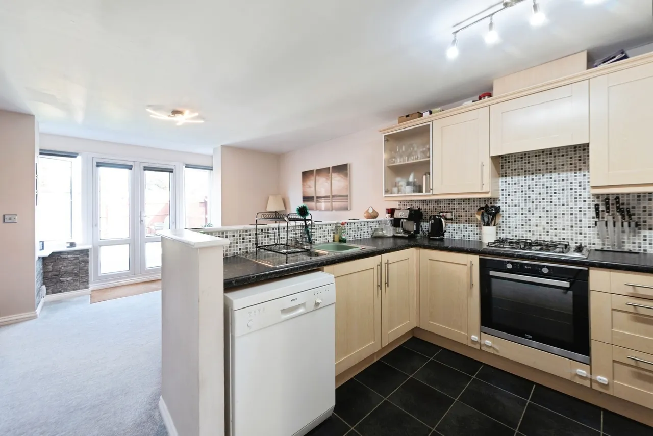Seafire Road, Lee-on-the-Solent, PO13, photo 5