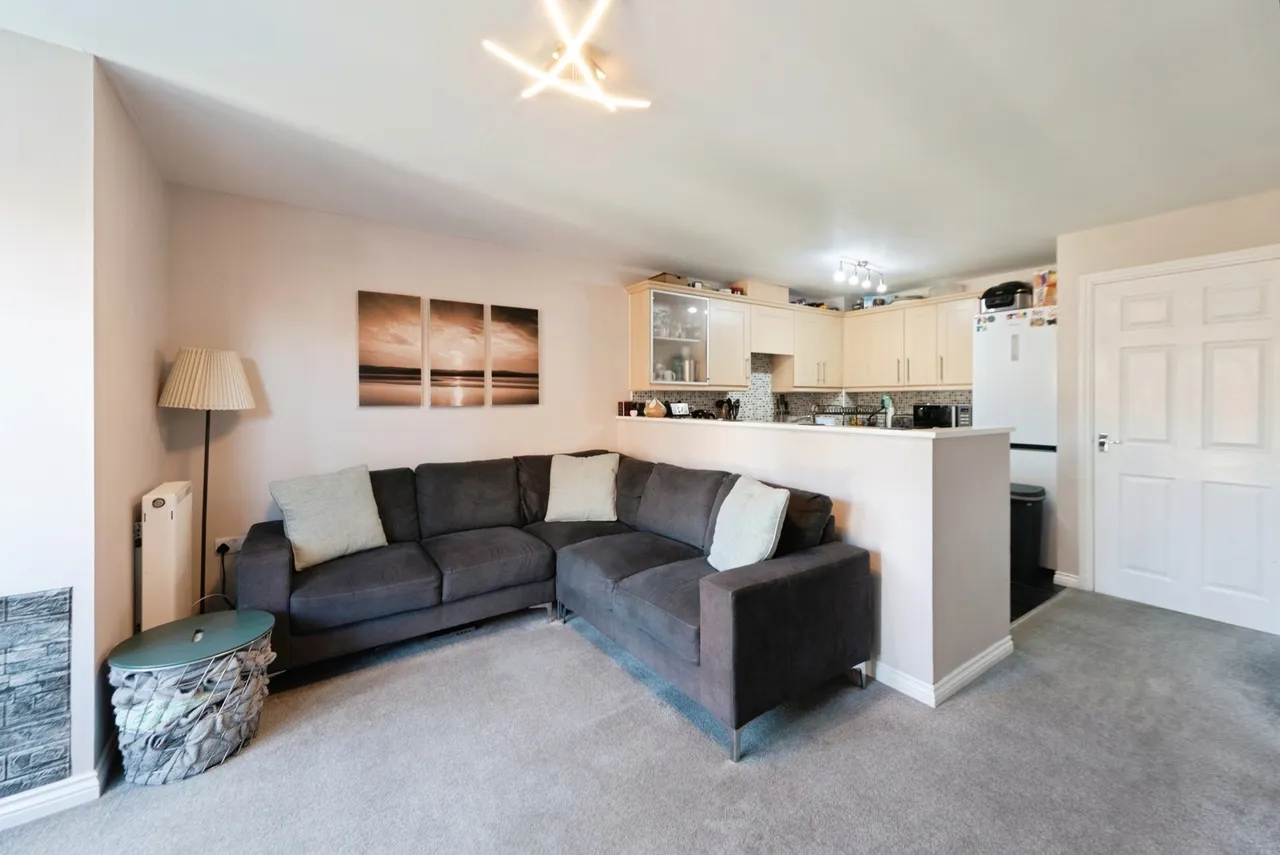 Seafire Road, Lee-on-the-Solent, PO13, photo 12