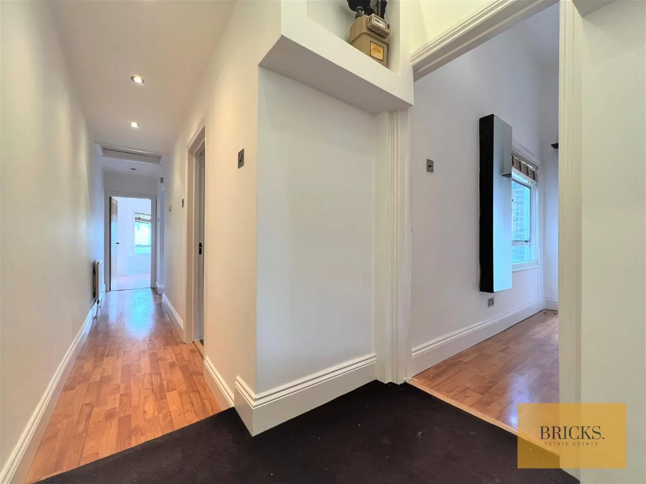 Chingford Lane, Woodford Green, London, IG8 9QT, photo 7
