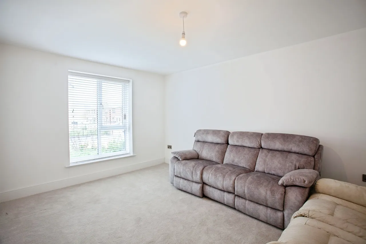Derwent Chase, Waverley, S60, photo 3