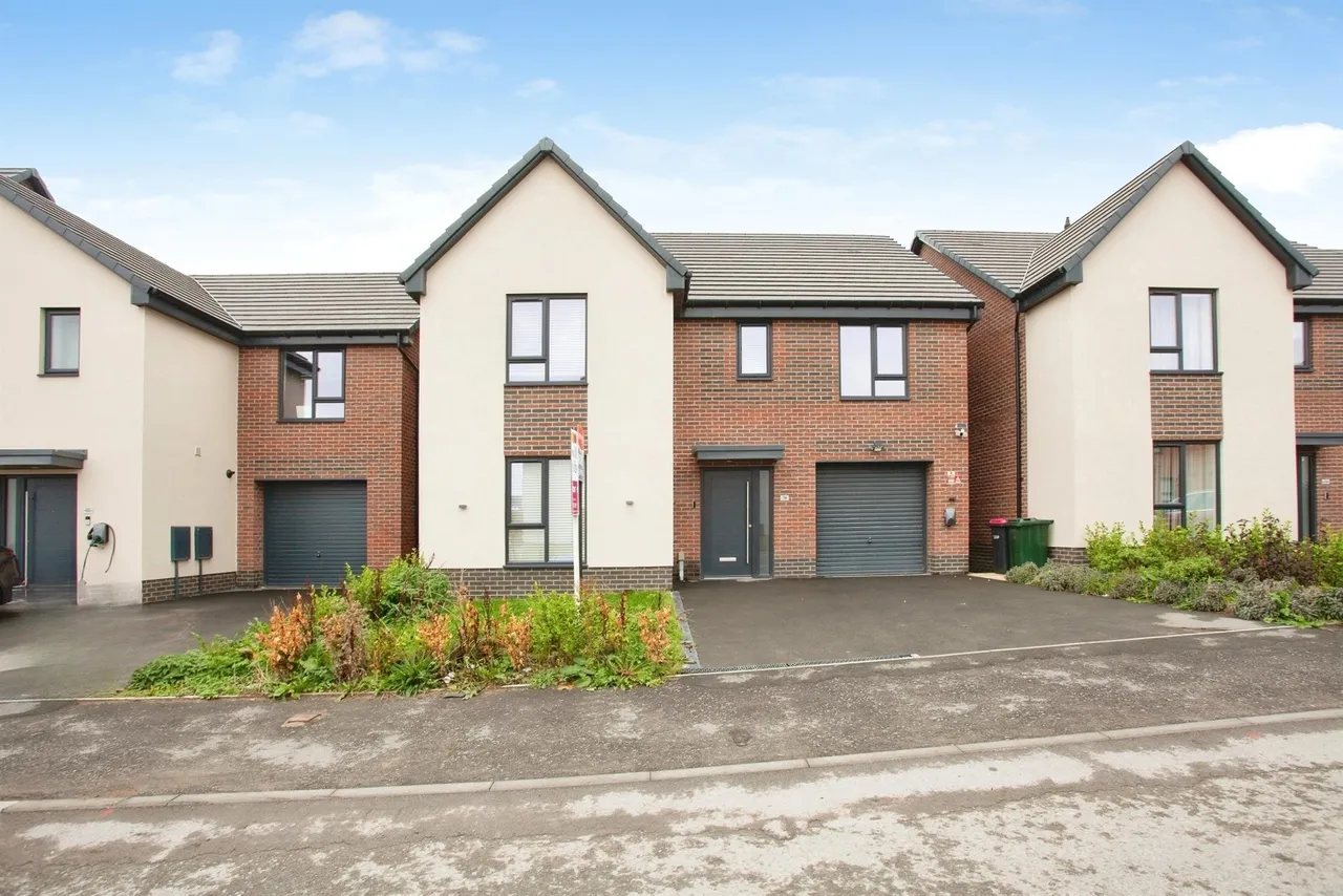 5 bed house for sale, Derwent Chase, Waverley, S60