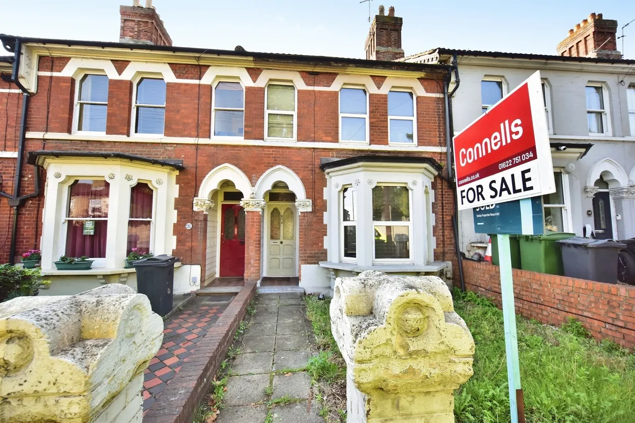 4 bed house for sale, Tonbridge Road, Maidstone, ME16