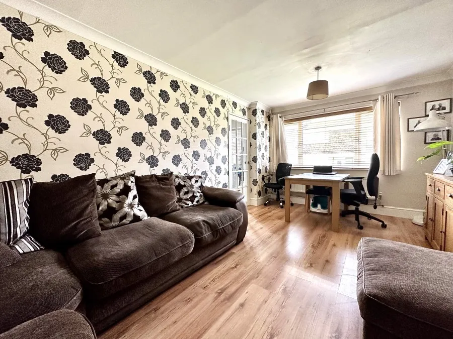 House Under Offer with 2 bedrooms in Harlow, CM18, photo 5