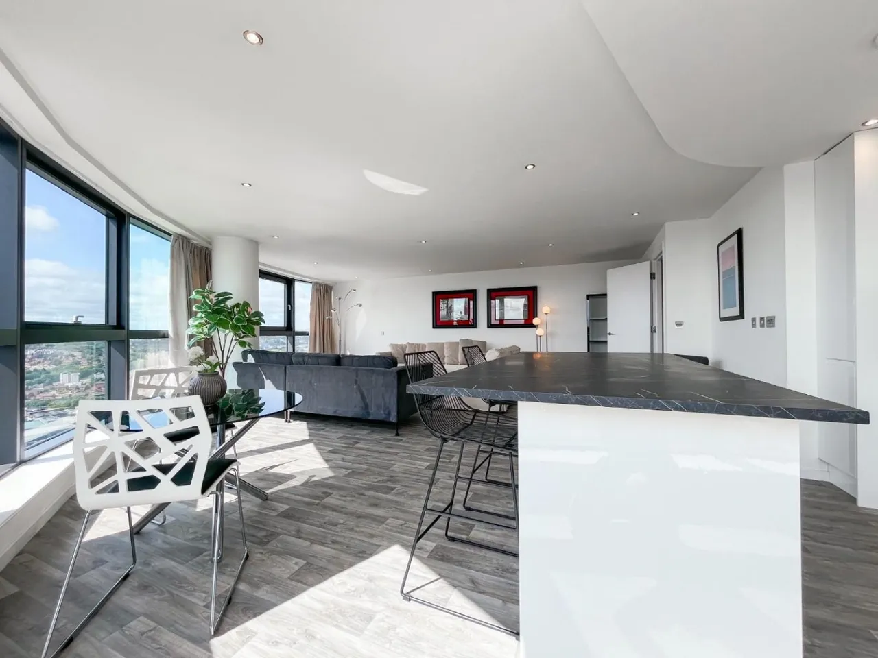 Bridgewater Place, Leeds, LS11, photo 13