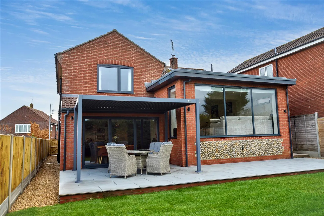 Orchard Close, Sheringham, NR26, photo 33
